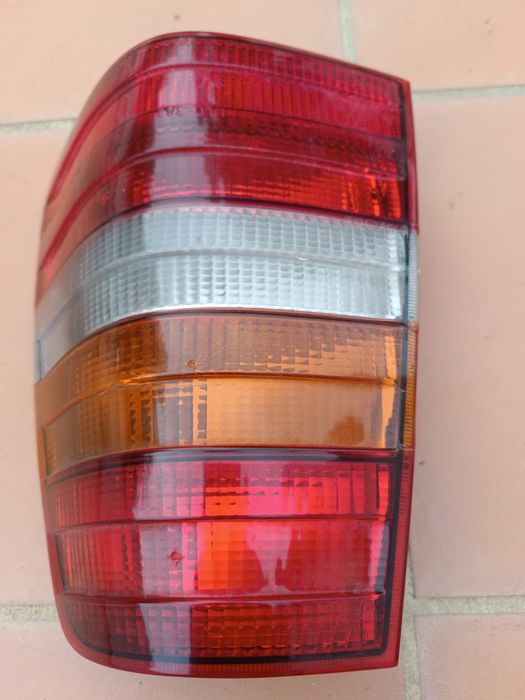 Mercedes s124 farolim direito