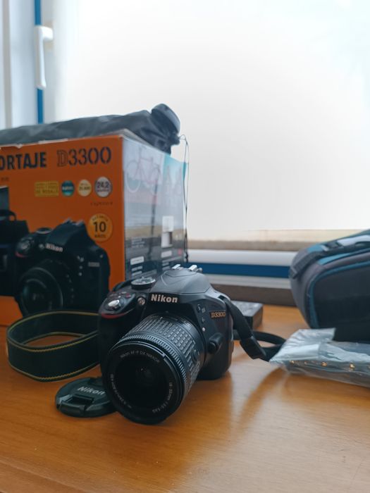 Vendo Nikon 3300D