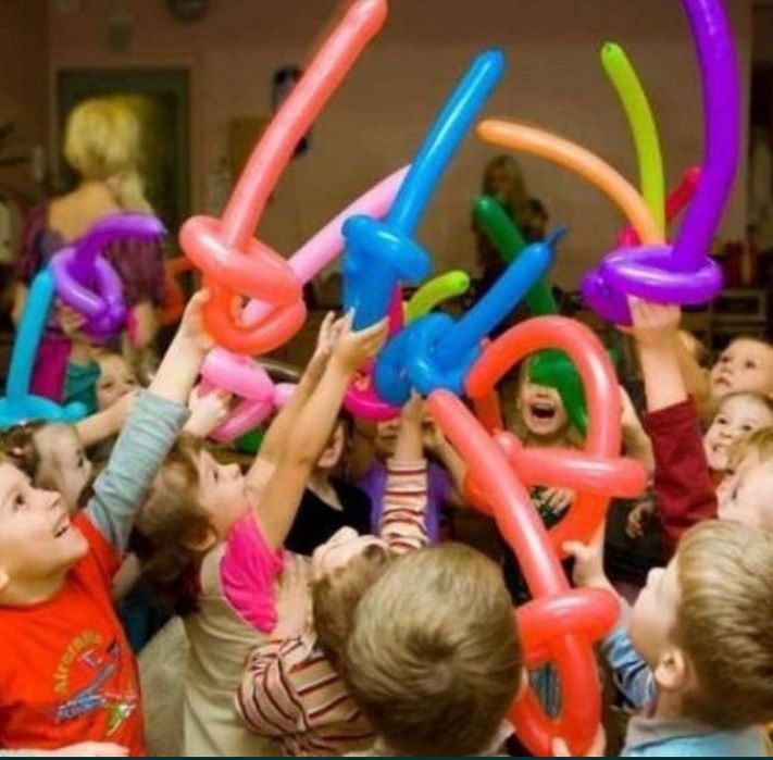 Animacão festas/eventos: pinturas faciais e modelagem de balões