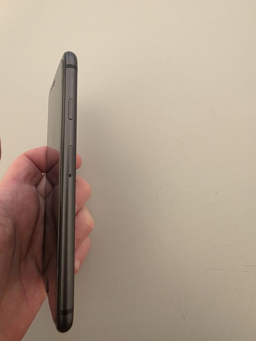 iPhone 8 Preto (Desbloqueado) – Estado Imaculado!
