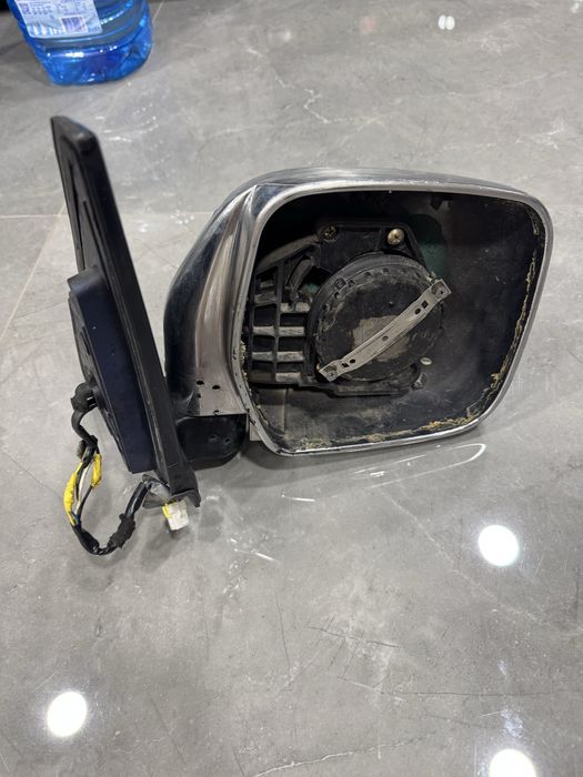 Дзеркало mitsubishi pajero wagon 3 праве