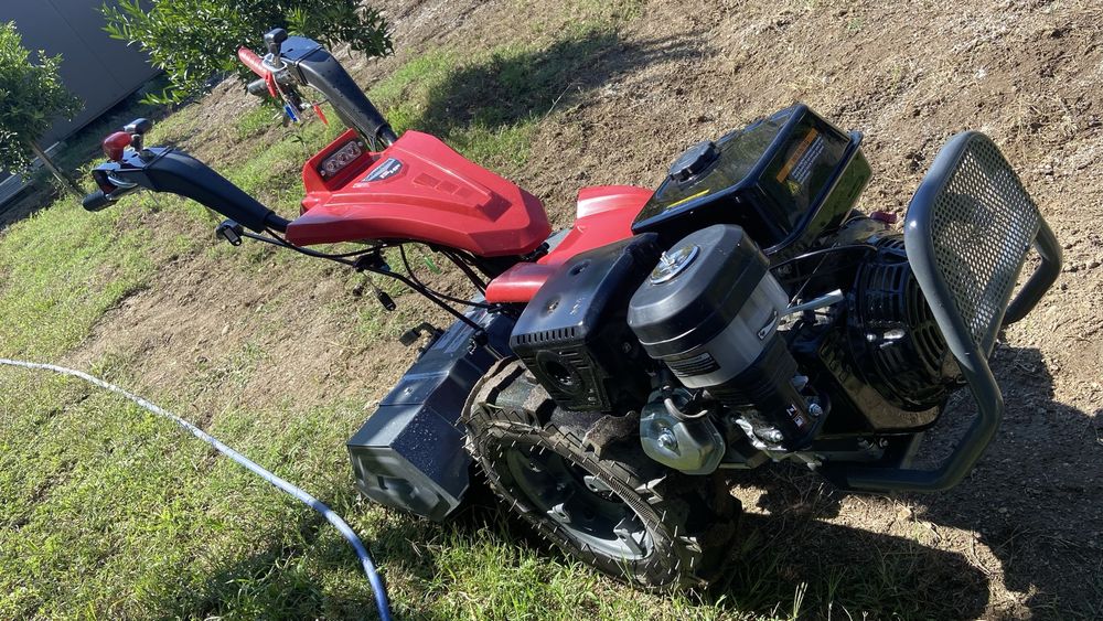Motocultivador 15 HP gasolina com fresa - semi novo