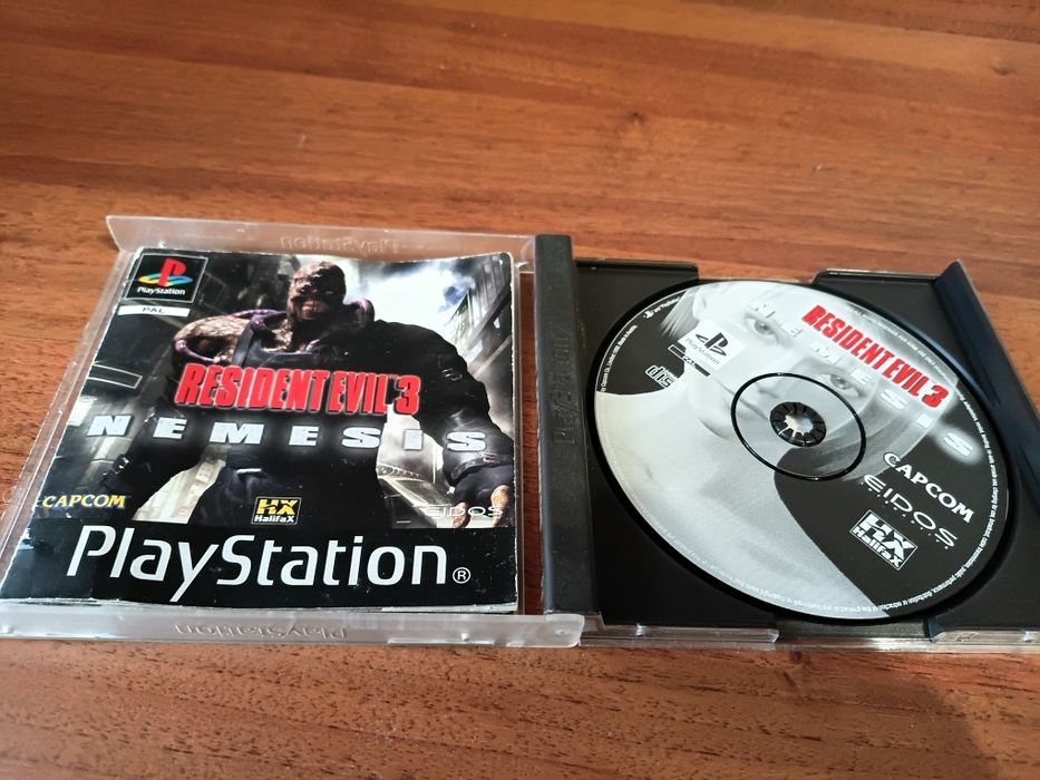 Resident Evil 3 Nemesis PS1 original PAL complete box manual