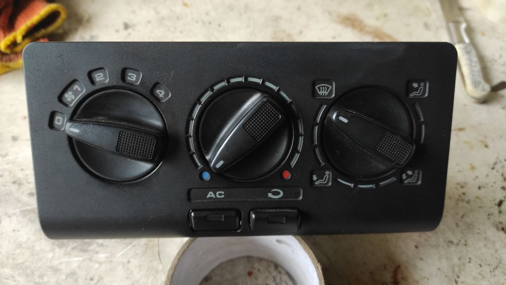 Блок регулятор управління пічки VW Т-4,Пассат B3,B4,Гольф,Венто,Поло