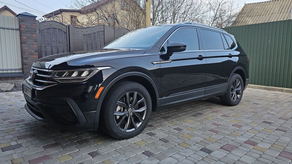 Volkswagen Tiguan 2023 рік