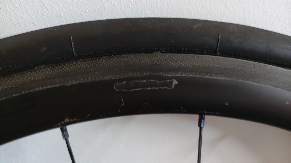 Roda frente ciclismo carbono prototype sp3 cubo SP1 com eixos e pneus