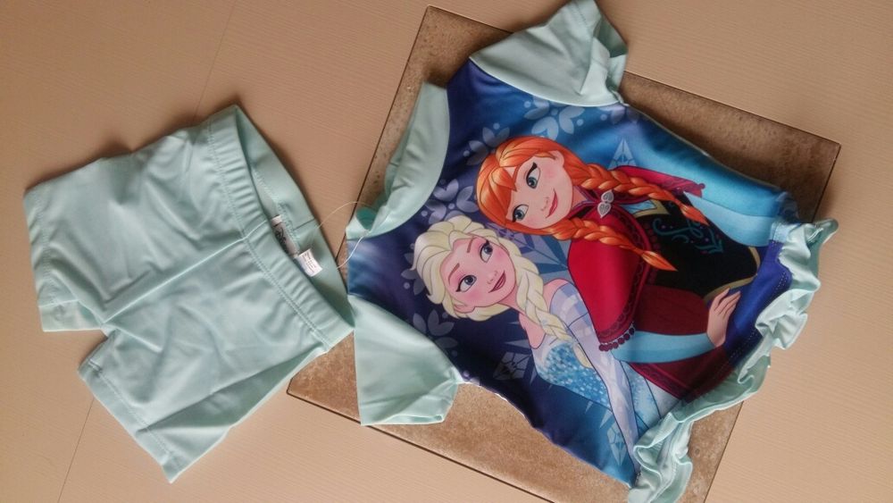 Купальник с УФ - защитой Frozen. Размер 74-80. Disney (Бельгия).
