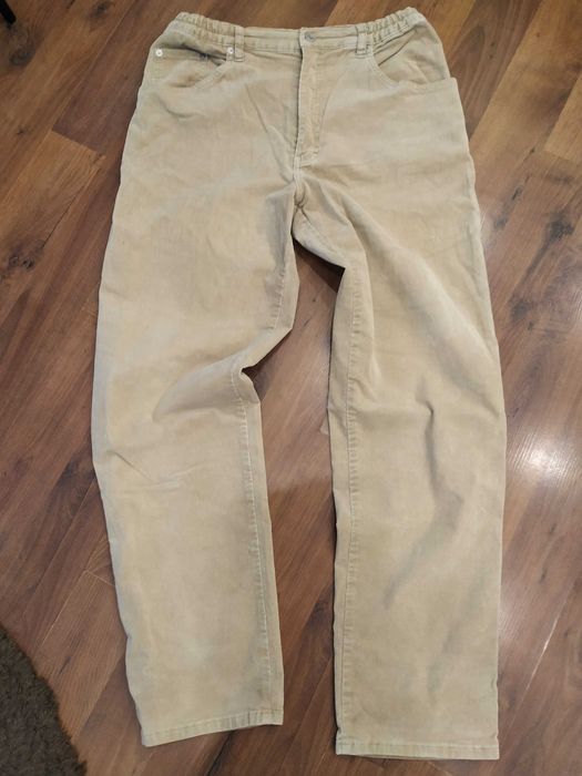 Spodnie sztruks bardzo fajne