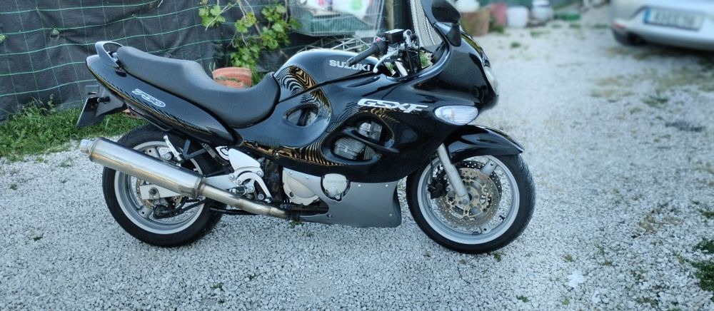 Suzuki gsxf 750f(carta a2)
