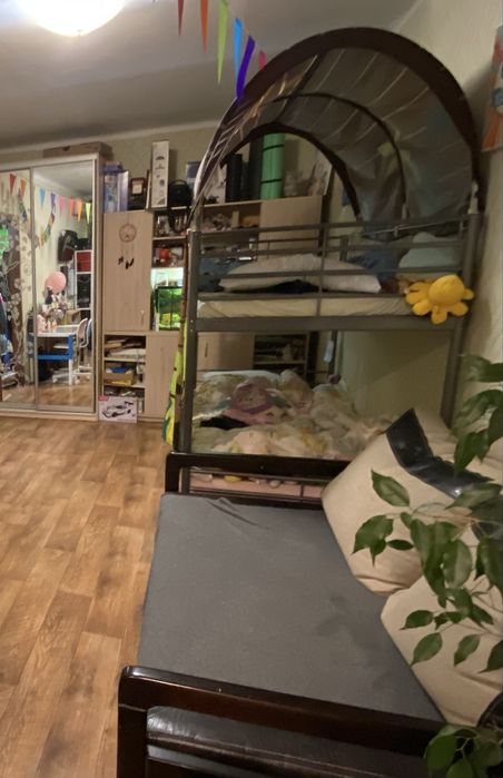 Двухъярусная кровать IKEA SVÄRTA