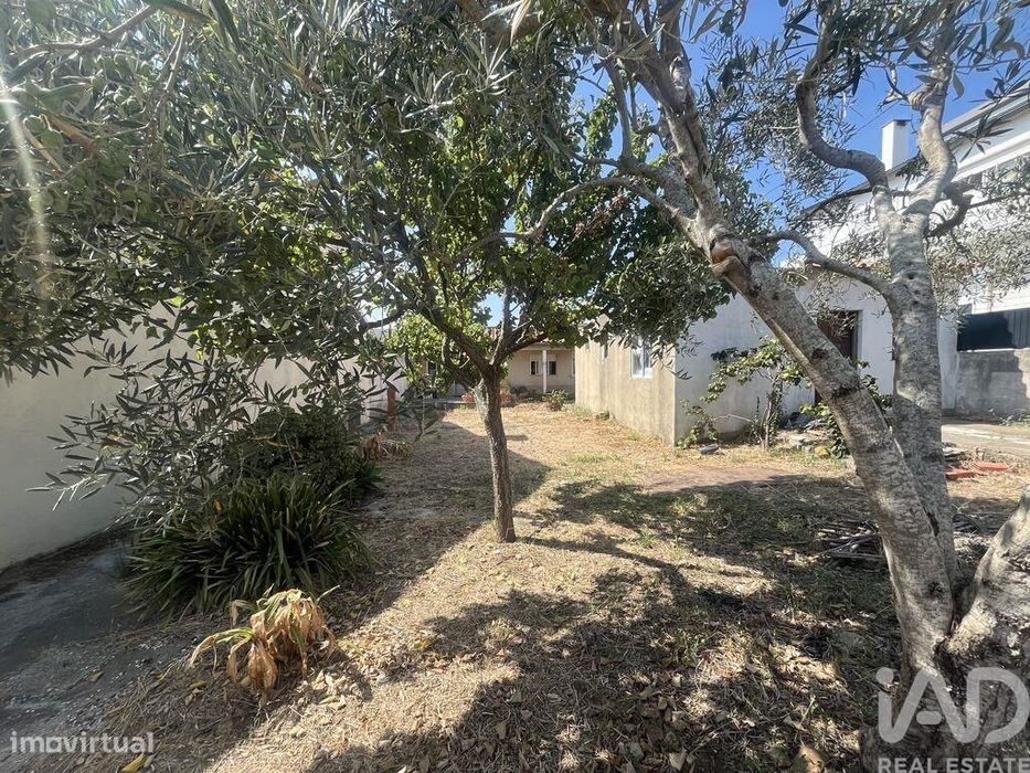 Casa / Villa T2 em São Domingos de Rana de 71,5 m2