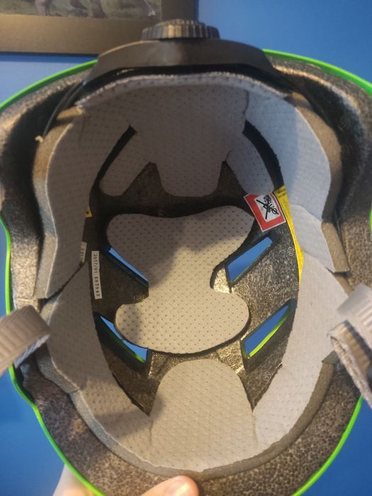 Kask na rower,hulajnoge,rolki,łyżwy,