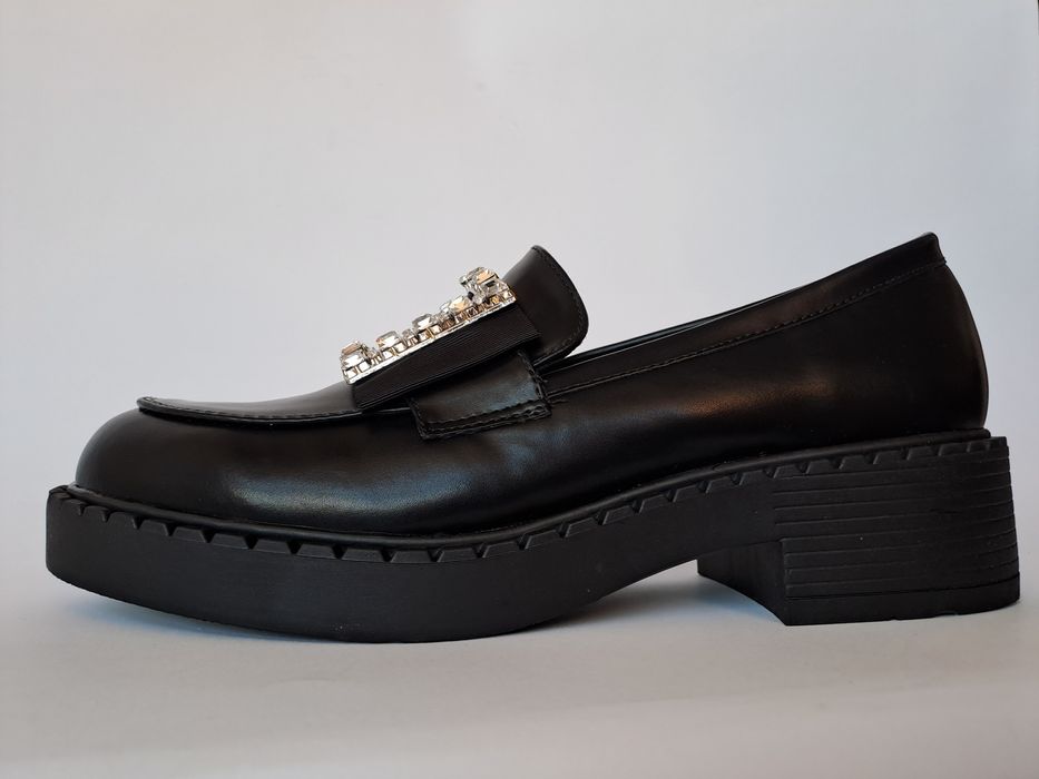 Półbuty, Mokasyny czarne, damskie, klamra, rozmiar 39,41