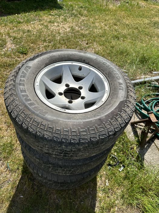 Felgi 139.7 r15 4sztuki