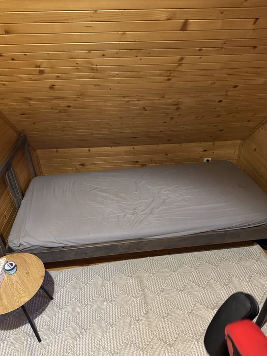 Łóżko Ikea z materacem 200x90