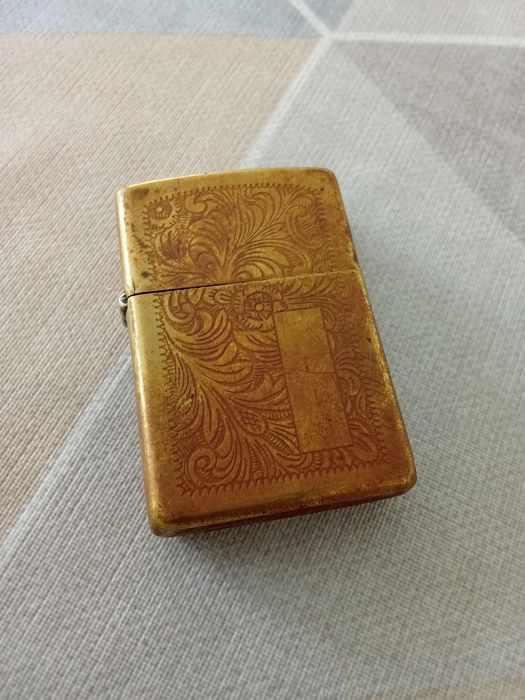 Isqueiro Zippo antigo