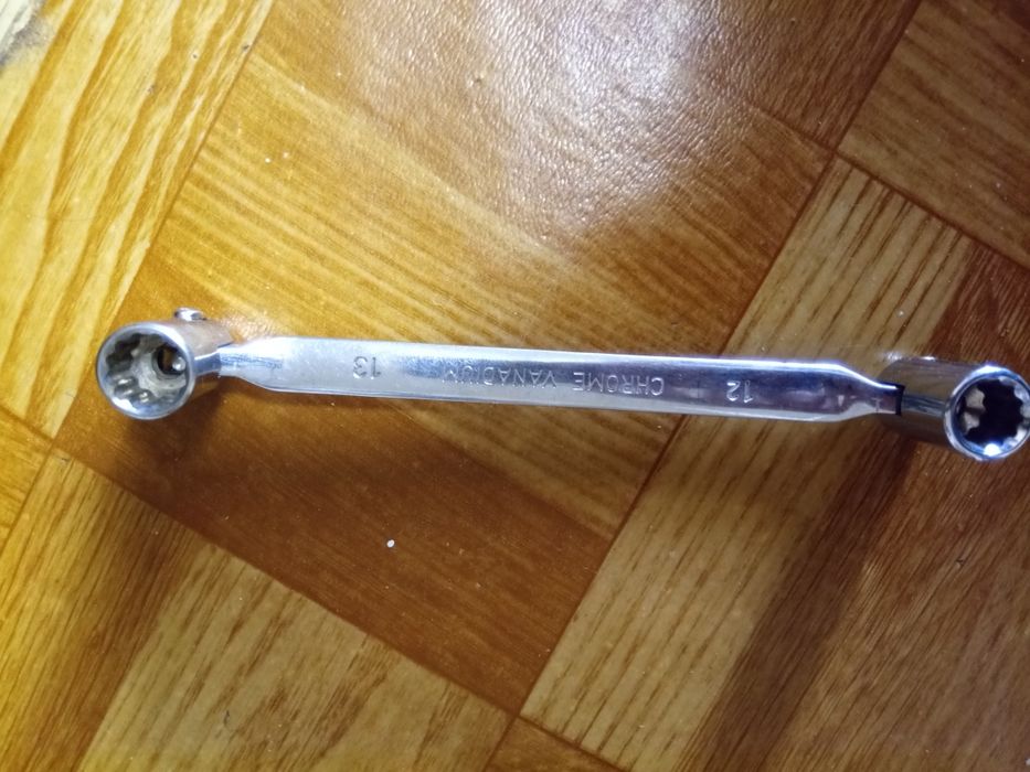 Продам ключ 12*13