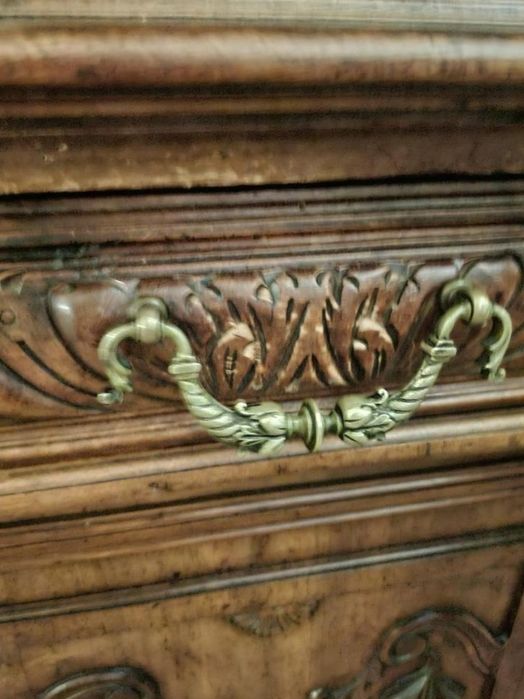 Kredens dębowy - początek XX wieku