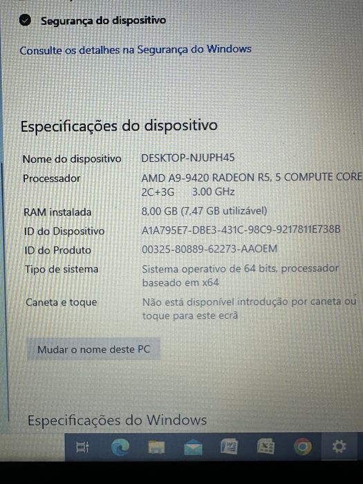 Portátil HP 15-bw020np, AMD A9, 8GB RAM, 1TB HDD, com carregador e mala