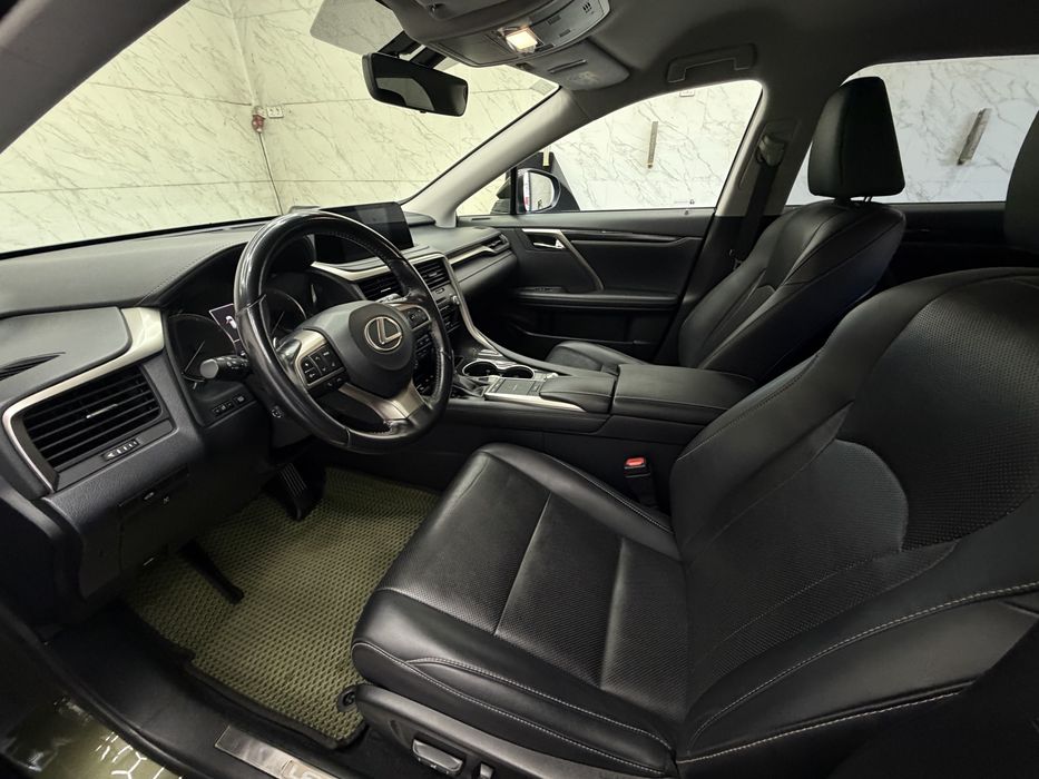 Офіційний Lexus RX 300 2021 р. (Гарний стан)