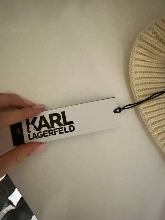 Шапка Karl Lagerfeld