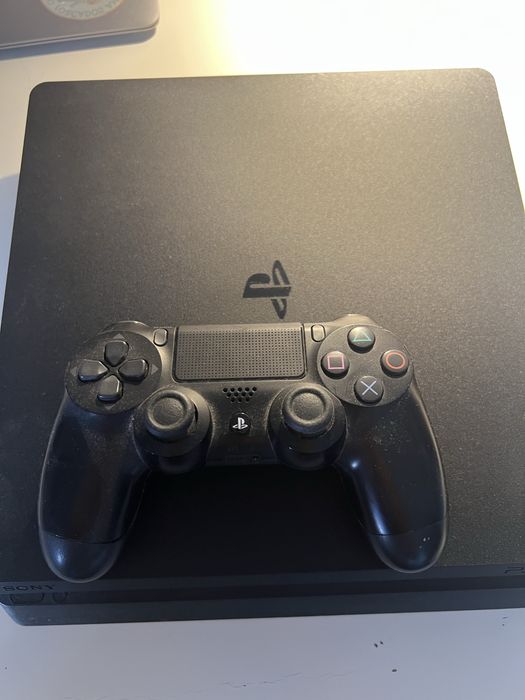 Playstation 4, como nova