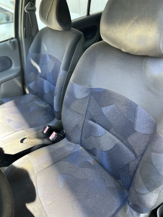 Vende-se Renault clio a gasolina