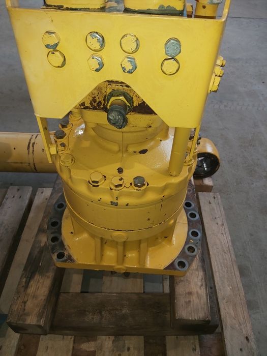 Kolumna obrotu komatsu pc 290-6  - części