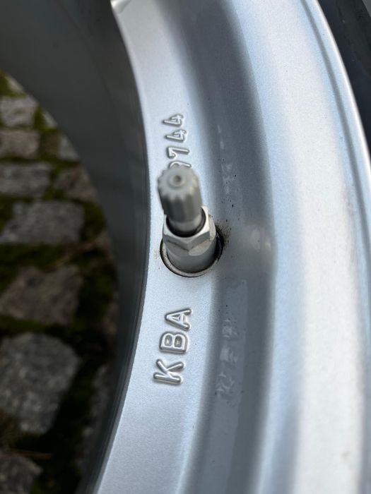 Koła Zima 19’’ 5x114,3 235/55r19