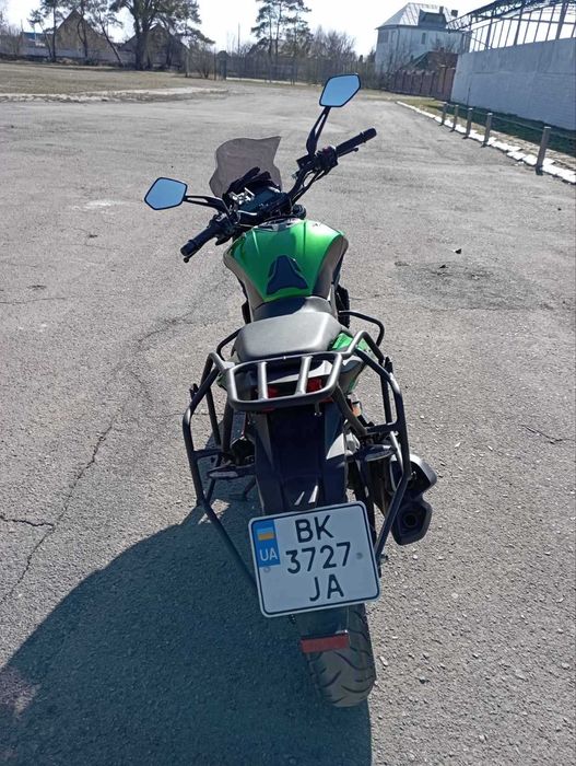 мотоцикл Bajaj Dominar D400 2020