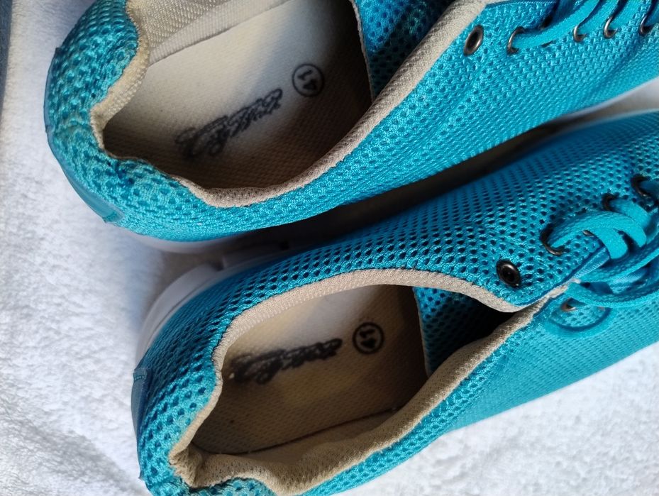 Półbuty buty sportowe