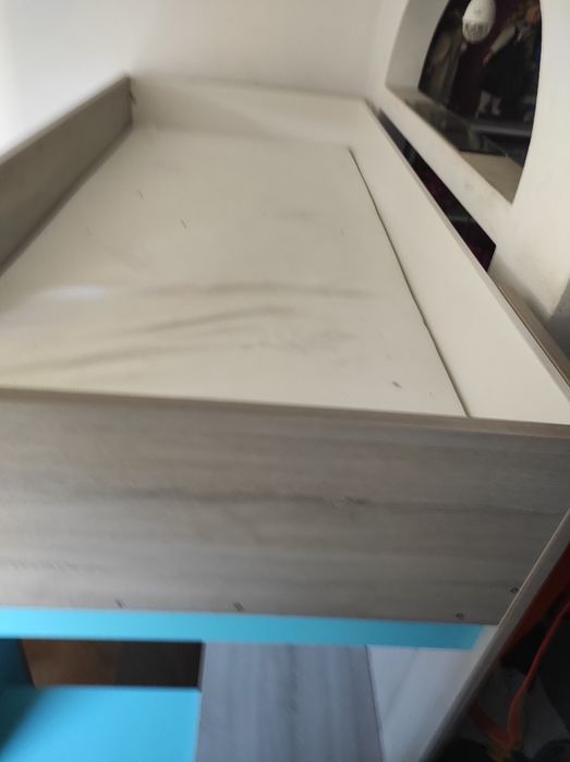 Beliche de criansa, adultshent