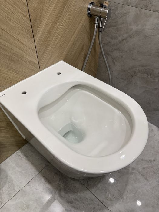 Унітаз Mixxen Concord Rimless підвісний безобідковий