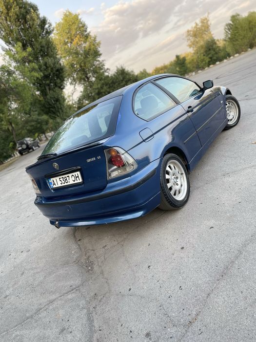 Продам BMW e46 compact 2002 год 2.0 бенз