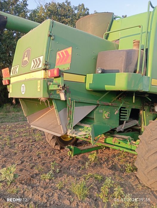 Продам Комбайн Джон дір