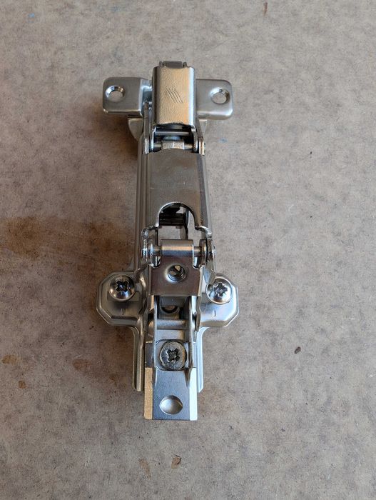 Dobradiças Hettich  - Novas