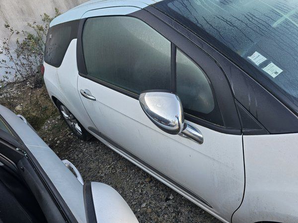 Lateral Direita DS3