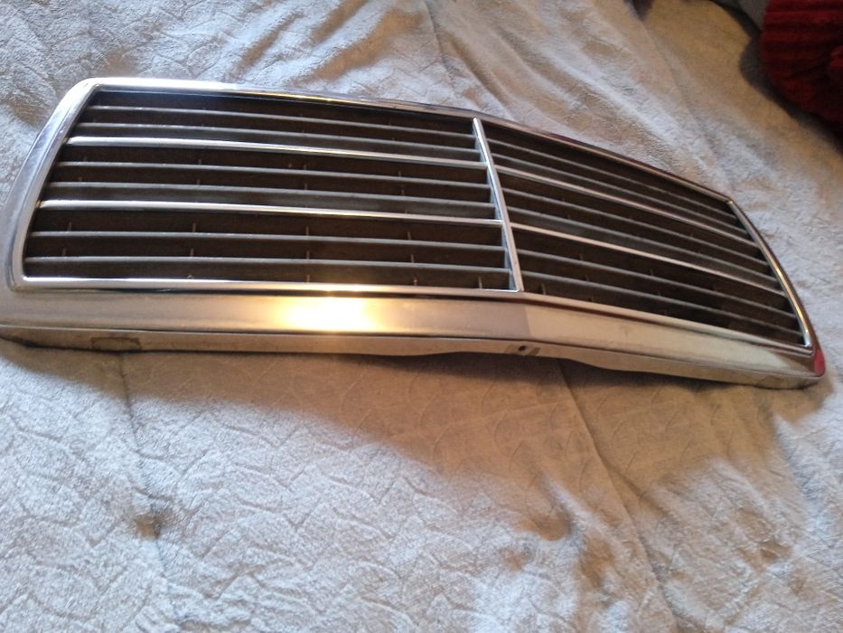 Grelha do Mercedes C220 W202