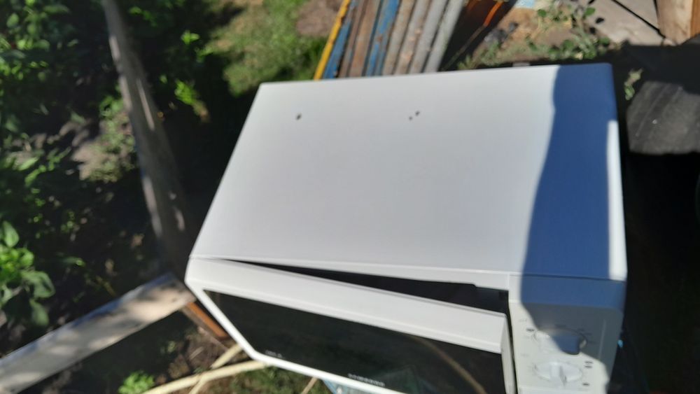 Продам мікрохвильовку SAMSUNG