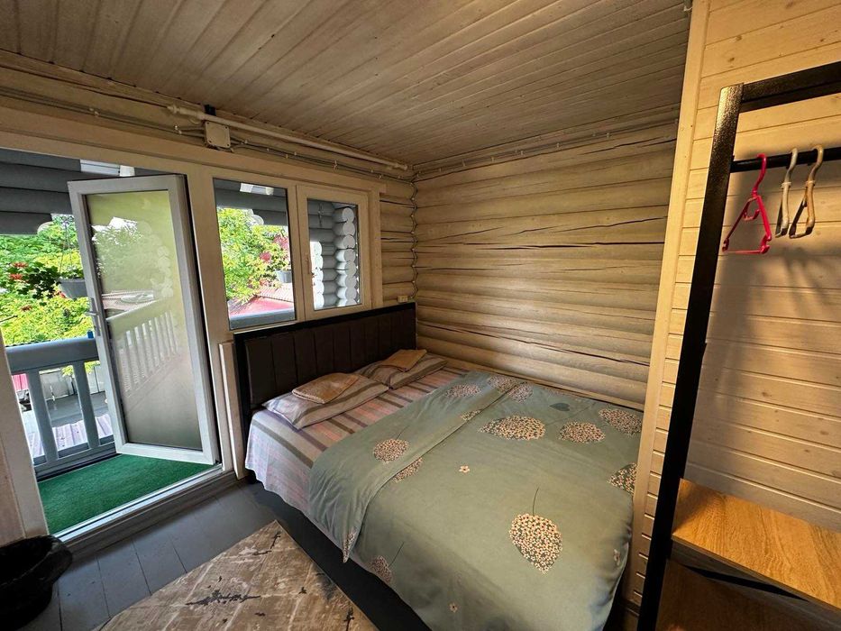 Продається база відпочинку - 2 готелі, кафе та басейн