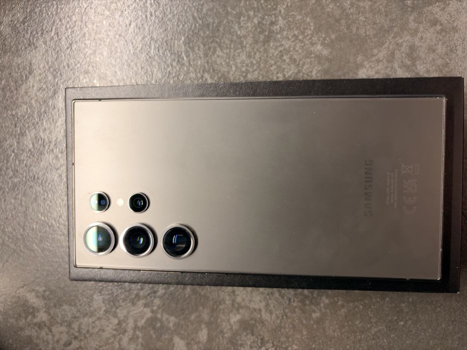 Samsung S24 Ultra 12/256GB, stan Idealny