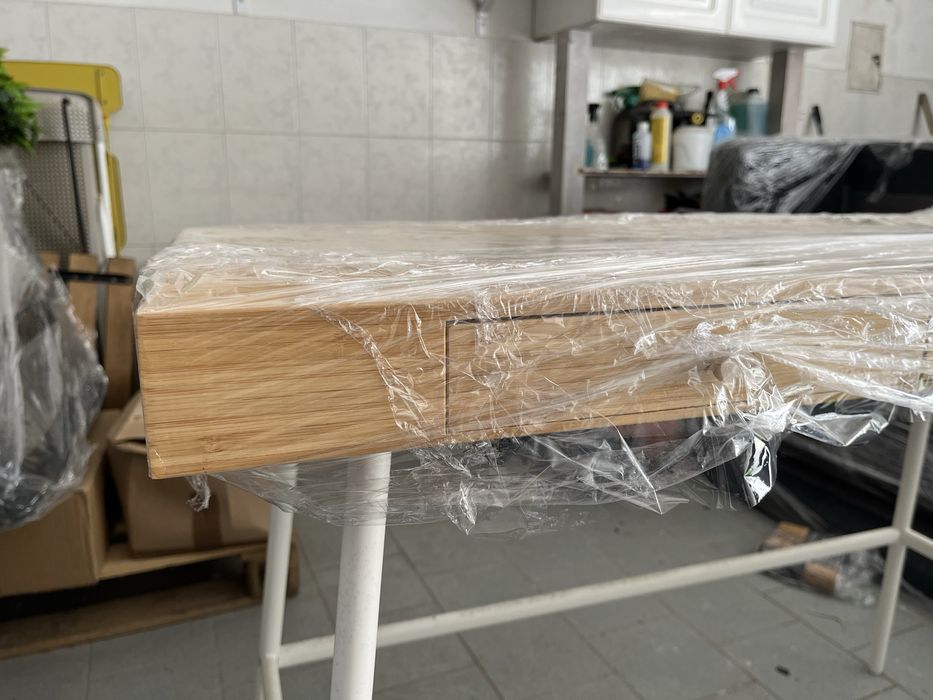 Secretaria / mesa de apoio _ bambu _ Lillasen (Ikea)