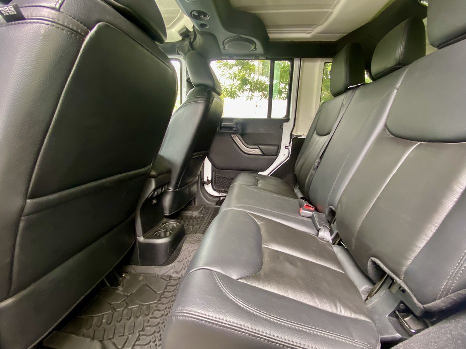 Jeep Wrangler Unlimited MOAB Edition 2.8 Crd 200cv - 2013