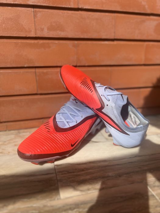 Chuteiras Nike Phantom 6 Pro