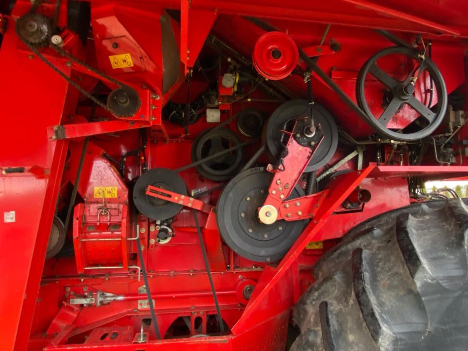 Kombajn Massey Ferguson 36 Rotary Separator RS  z Niemiec Klima