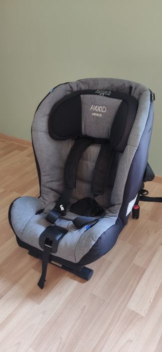 Fotelik AXKID Minikid 9-25 kg
