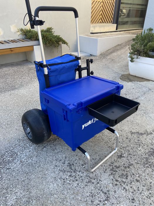 Carro de pesca com caixa yuki sem uso