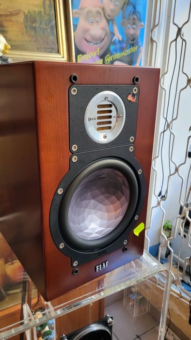 Elac BS 244 kolumny głośnikowe