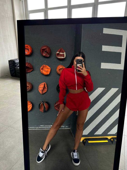 Спортивний костюм