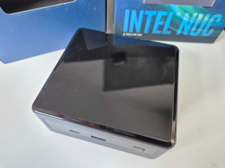 Mini komputer Intel Nuc